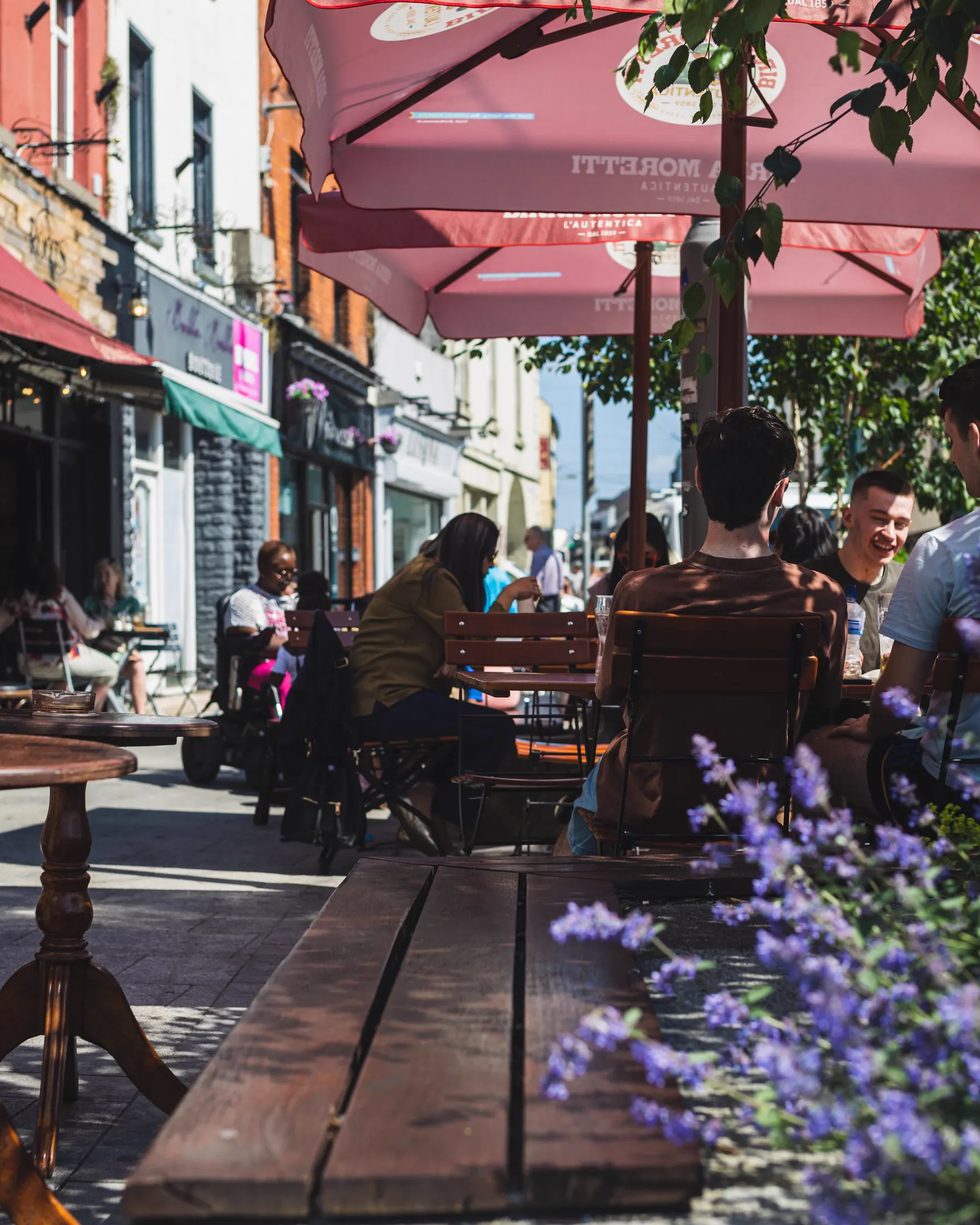 Peddler Mac's outdoor vibe